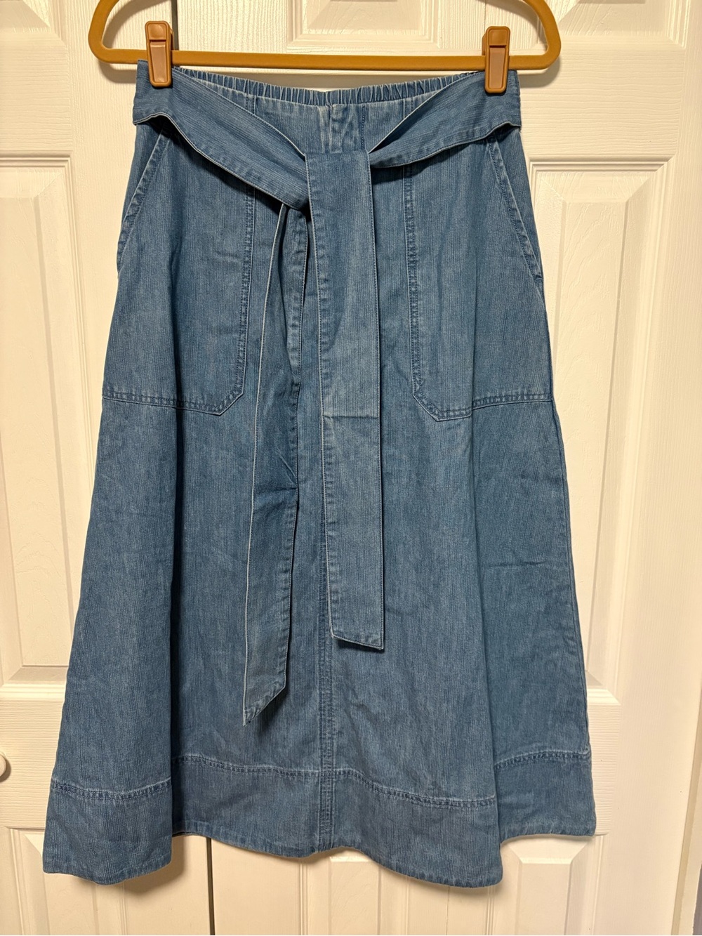 Blue Chambray Tie-Waist A-Line Midi Skirt with Pockets